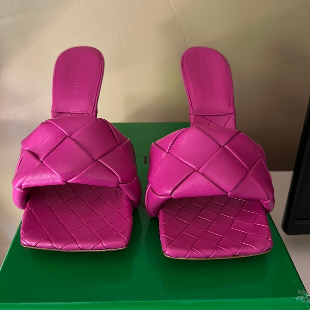 Bottega Lido Sandal